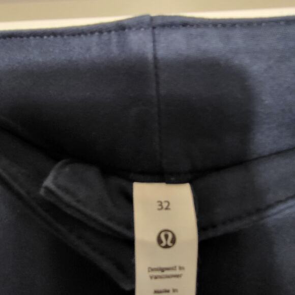 Lululemon Pants Womens 32 Black City Sleek 5 Pocket Wide Leg Utlitech - Picture 3 of 9